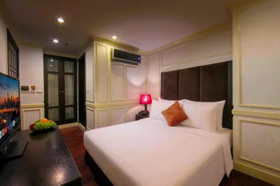 Chambre Standard avec lit king-size — Hanoi Grand Boutique Hotel and Spa